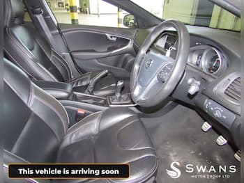 Used Volvo V40 2019 for sale - 79695975: Photo