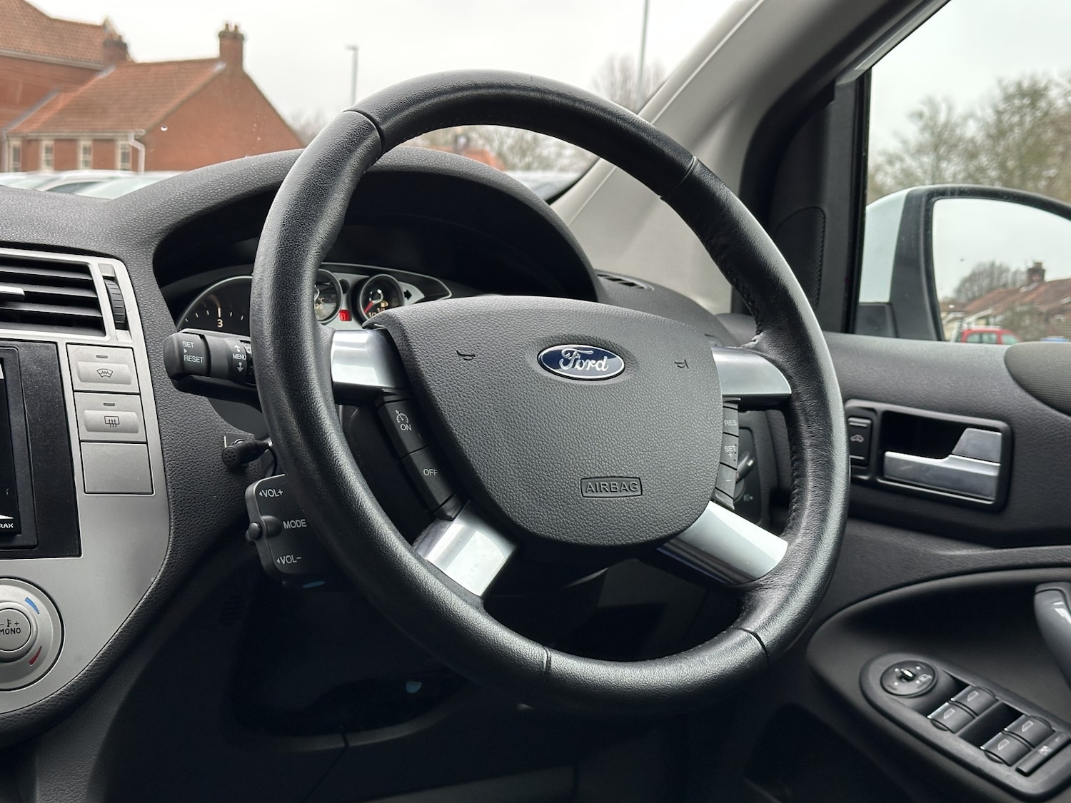 Used Ford Kuga 2012 for sale - 77162221: Photo 17