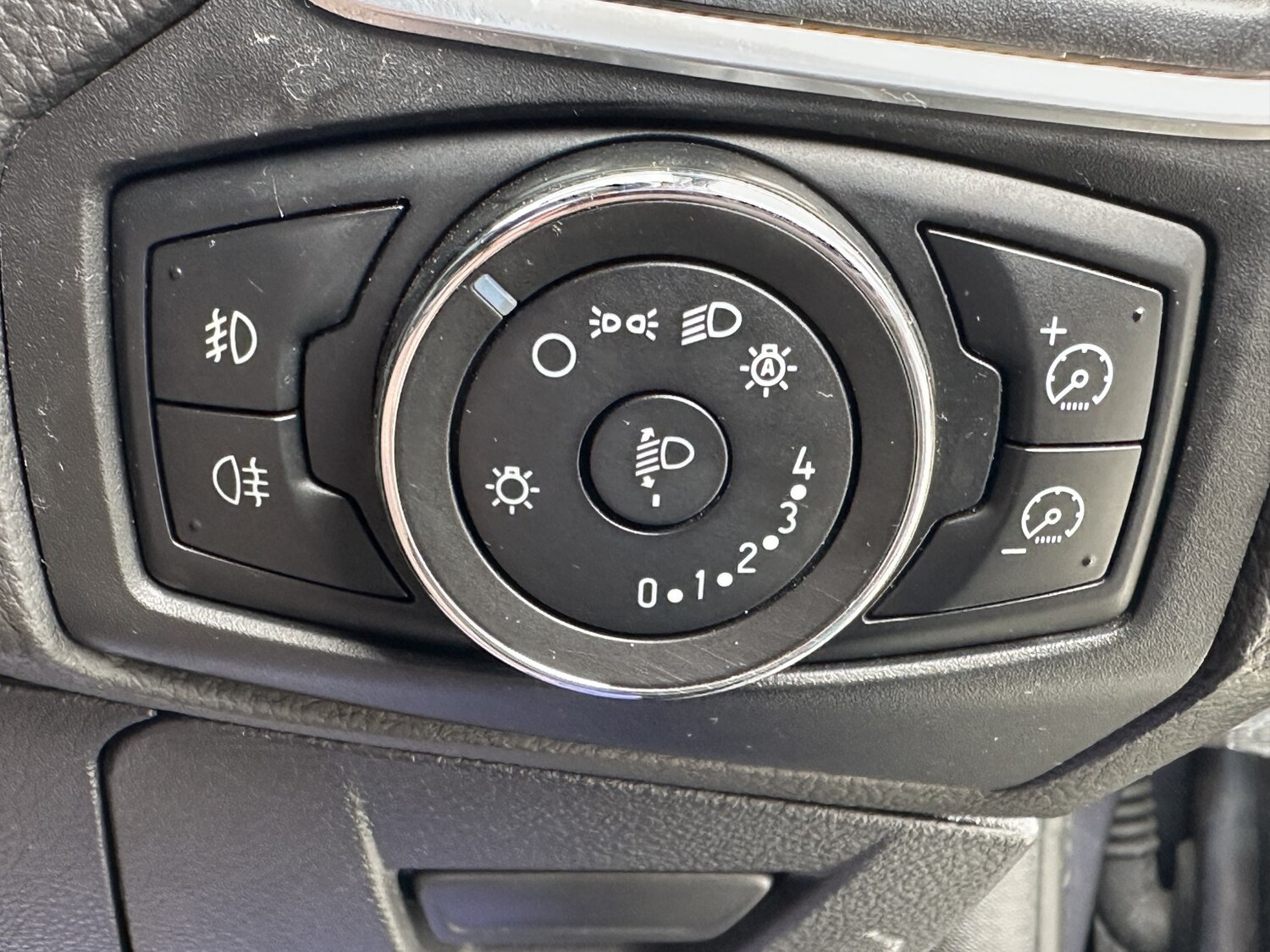 Used Ford Focus 2011 for sale - 77891636: Photo 27