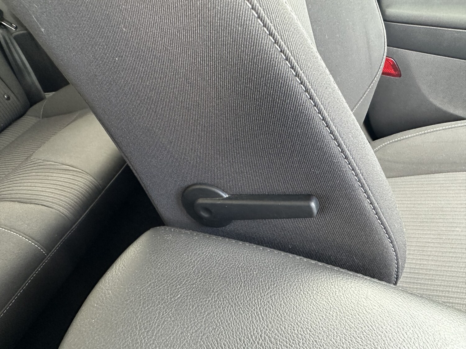 Used Ford Focus 2011 for sale - 77891636: Photo 41