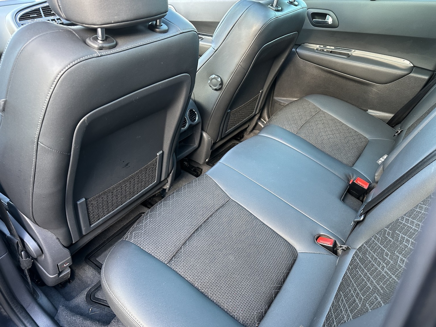 Used Peugeot 3008 2015 for sale - 77162160: Photo 20