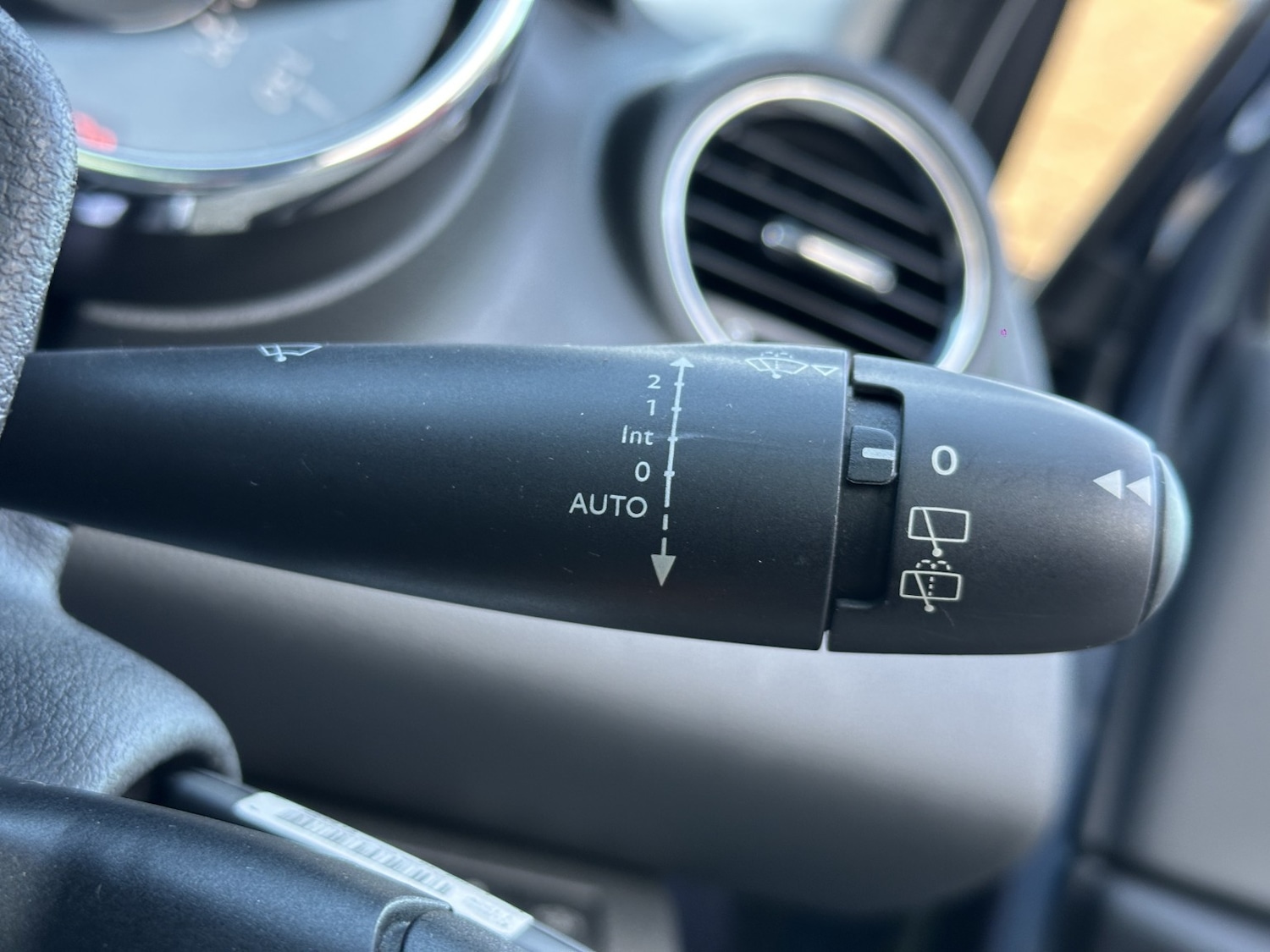 Used Peugeot 3008 2015 for sale - 77162160: Photo 34