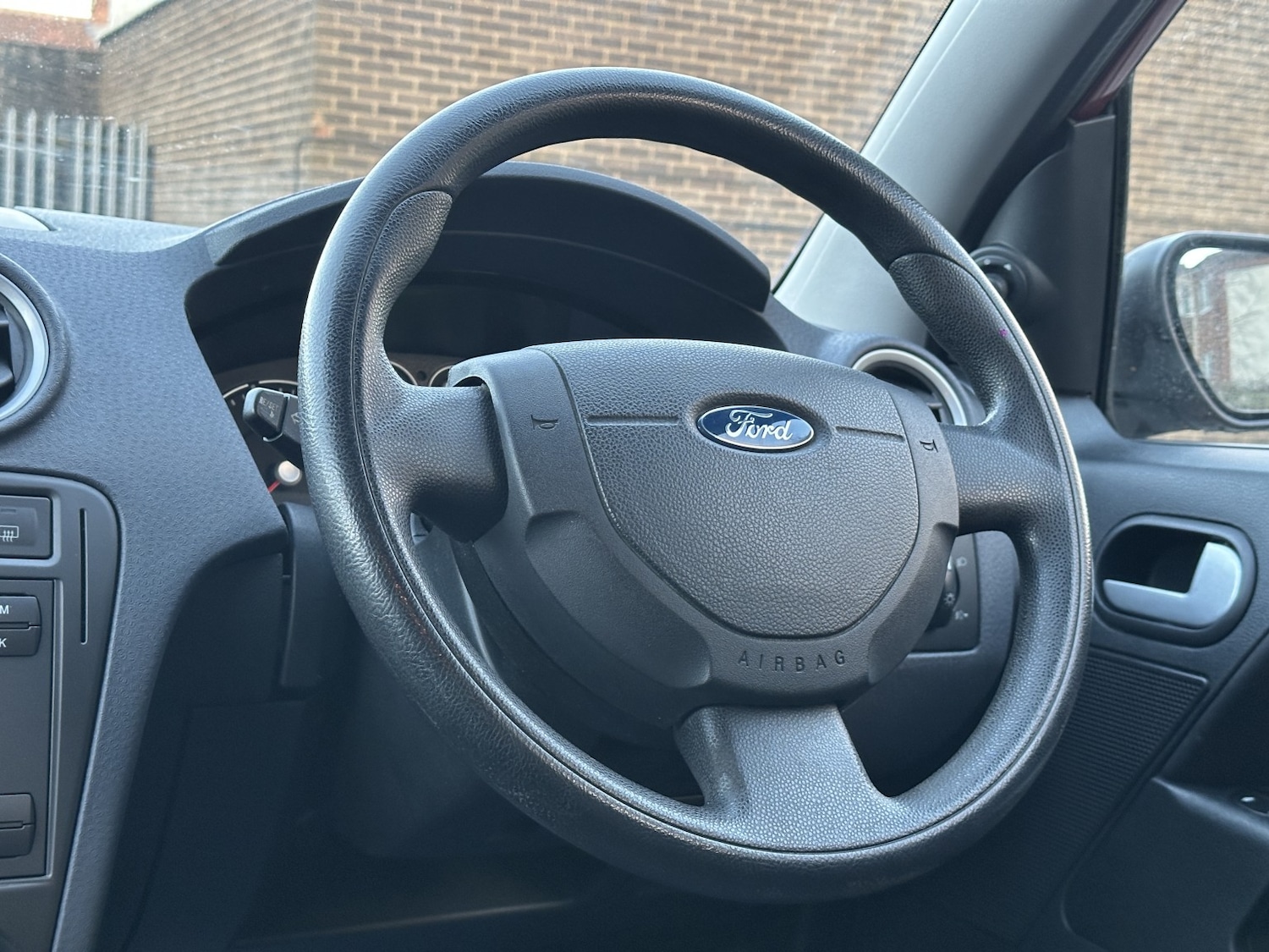 Used Ford Fusion 2009 for sale - 77107699: Photo 15