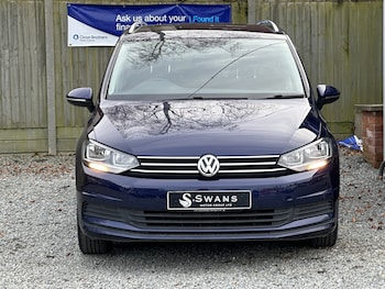 Used Volkswagen Touran 2016 for sale - 77675650: Photo