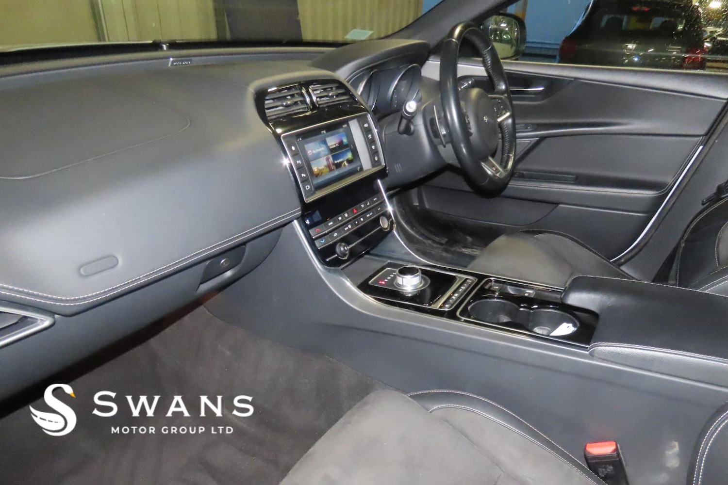 Used Jaguar XE 2015 for sale - 77774709: Photo 12