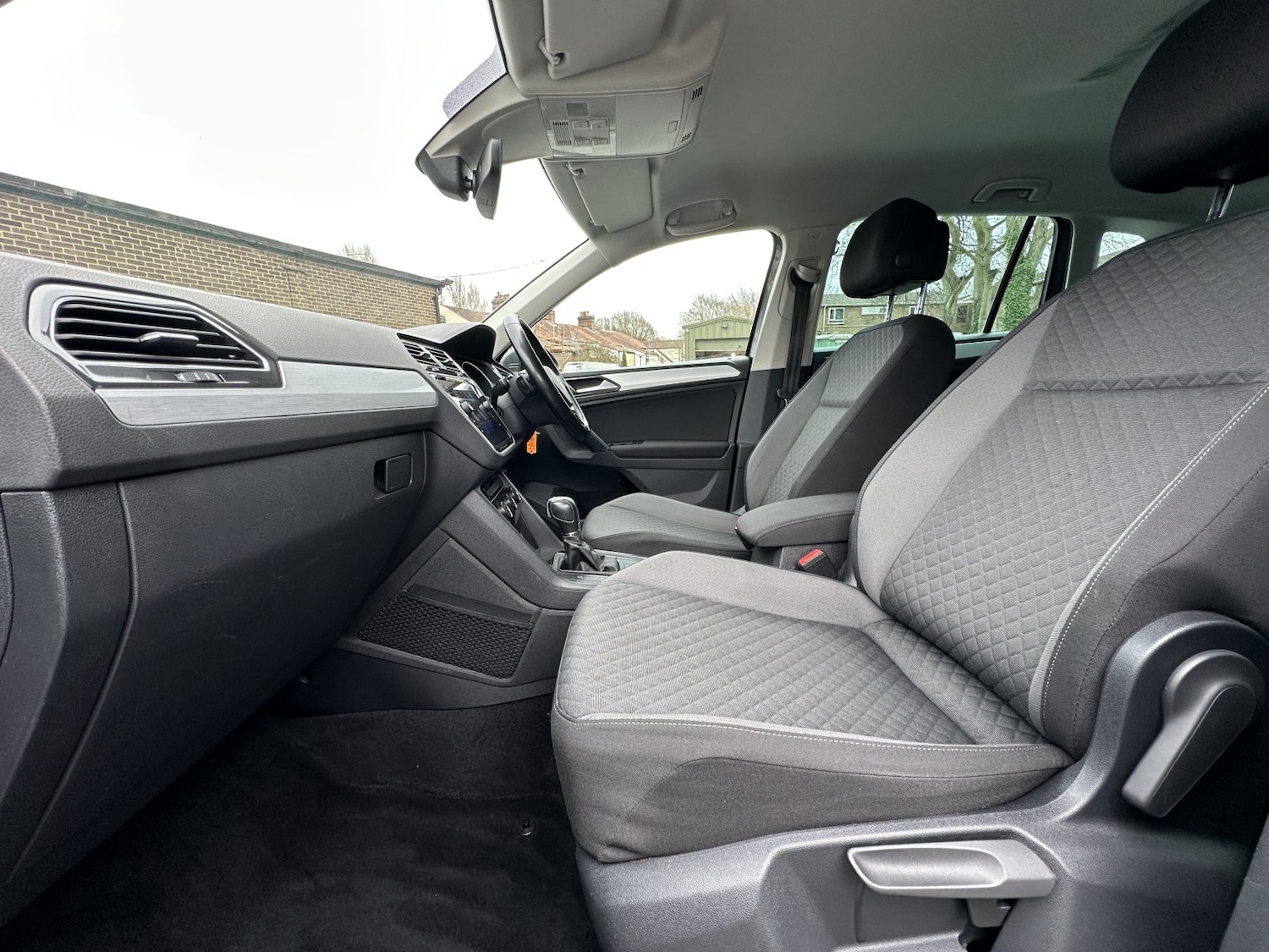 Used Volkswagen Tiguan 2018 for sale - 77264410: Photo 17