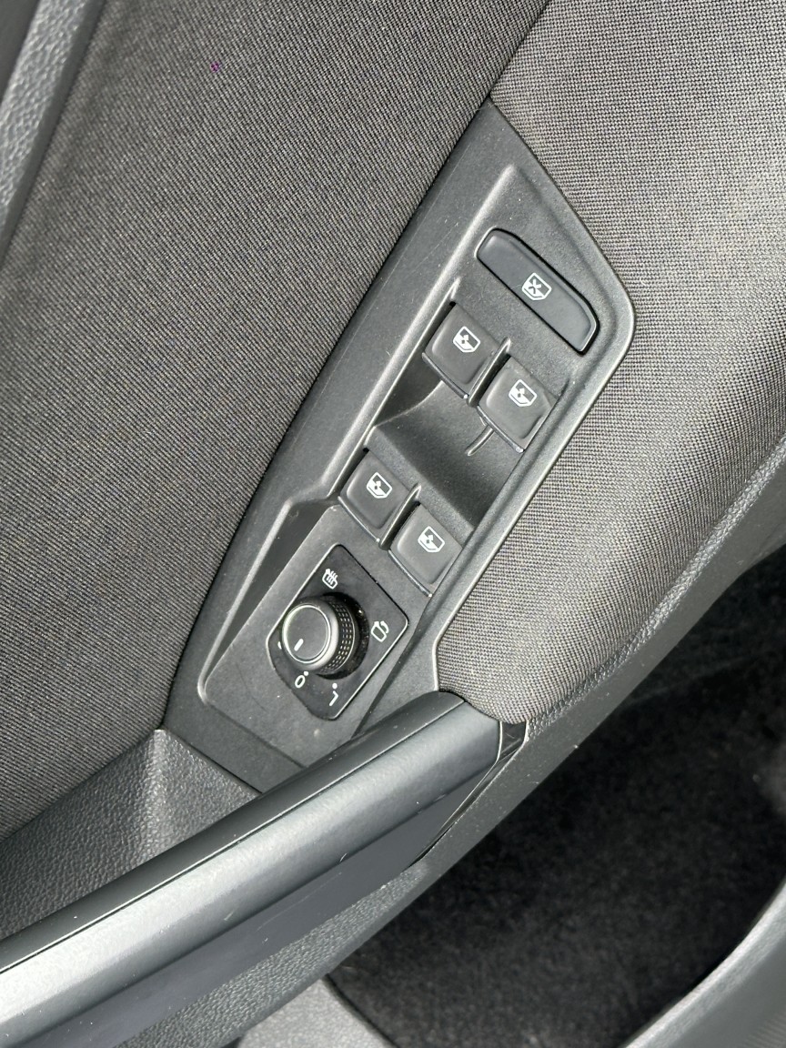 Used Volkswagen Tiguan 2018 for sale - 77264410: Photo 36