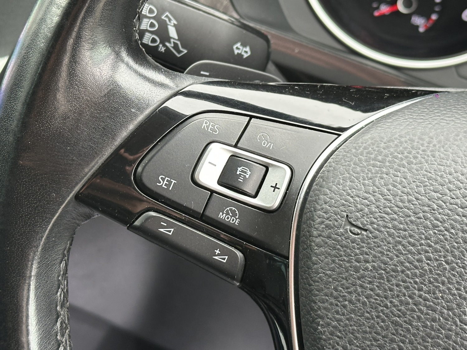 Used Volkswagen Tiguan 2018 for sale - 77264410: Photo 37