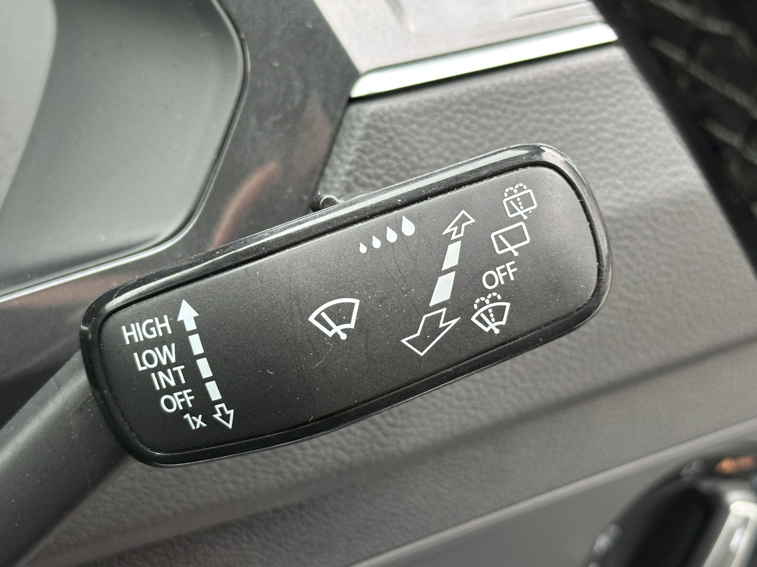 Used Volkswagen Tiguan 2018 for sale - 77264410: Photo 42