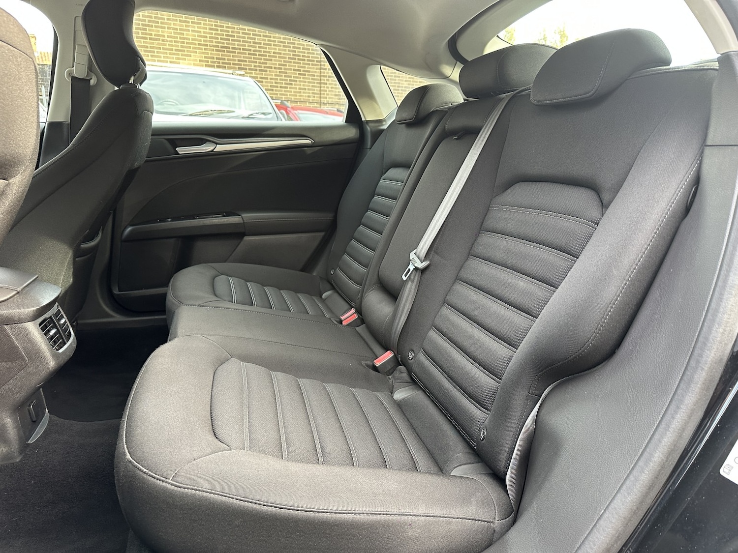 Used Ford Mondeo 2015 for sale - 76945520: Photo 21