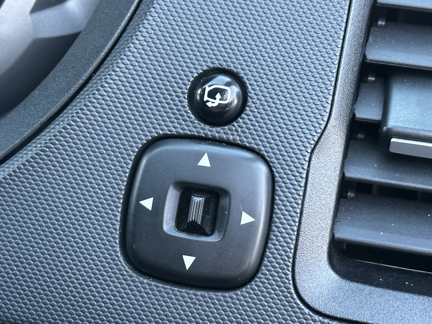 Used Ford Ranger 2015 for sale - 76785056: Photo 37