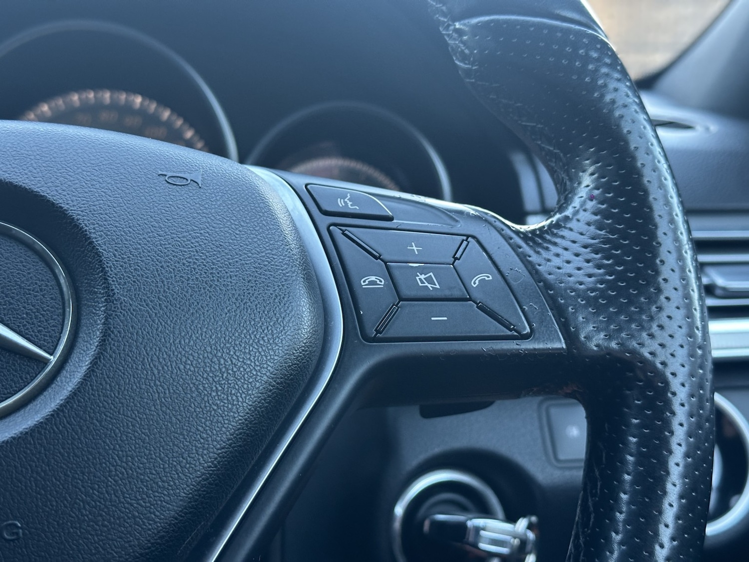 Used Mercedes-Benz E Class 2014 for sale - 77073018: Photo 30