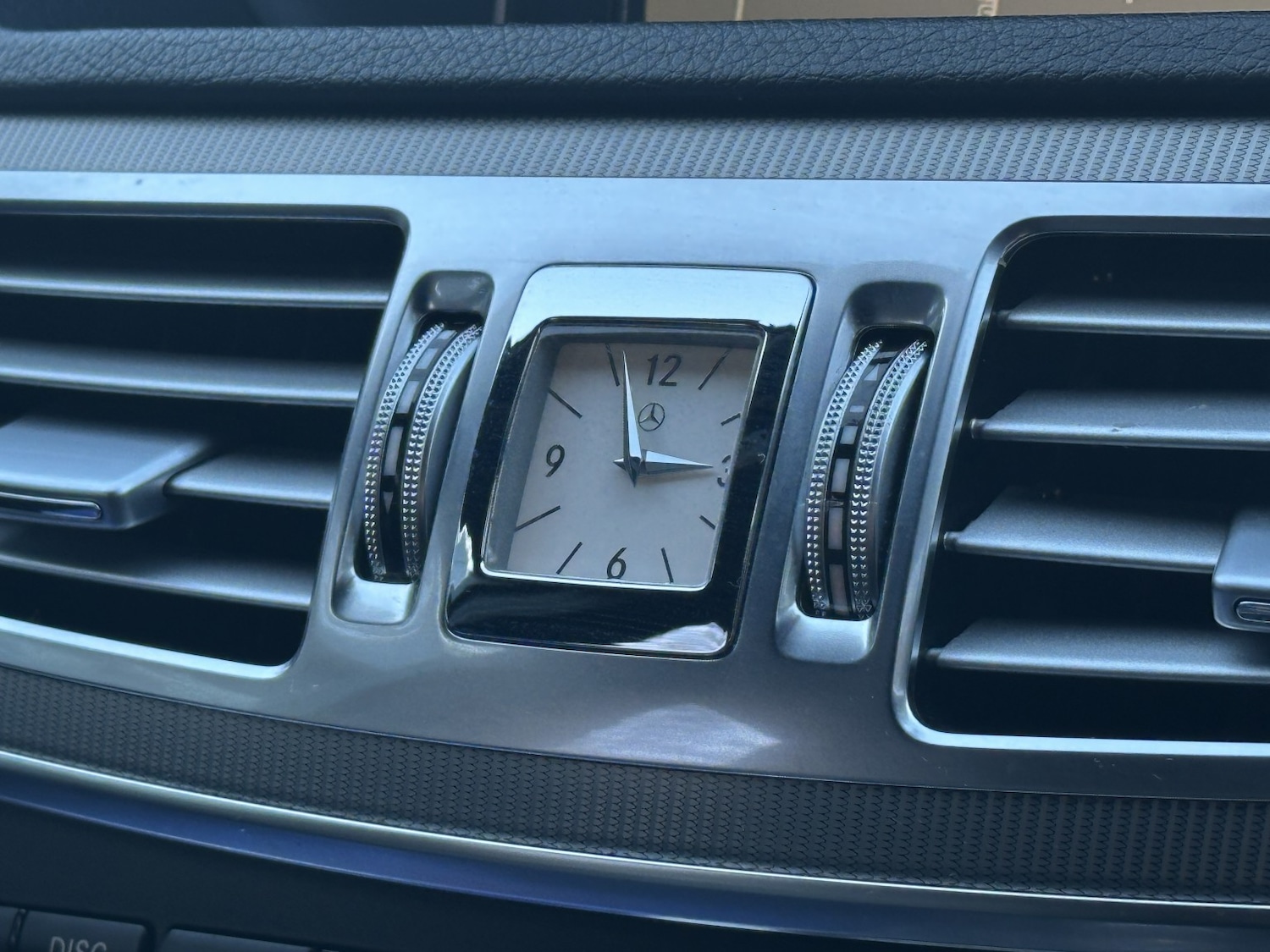 Used Mercedes-Benz E Class 2014 for sale - 77073018: Photo 32