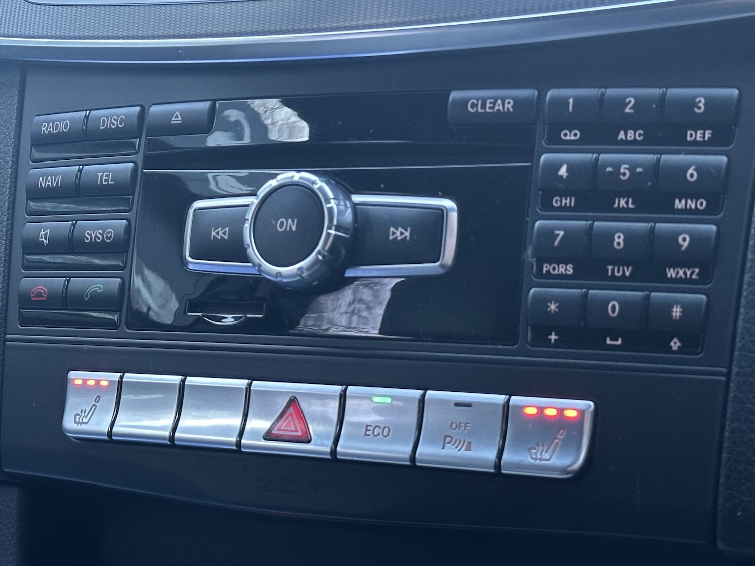 Used Mercedes-Benz E Class 2014 for sale - 77073018: Photo 33