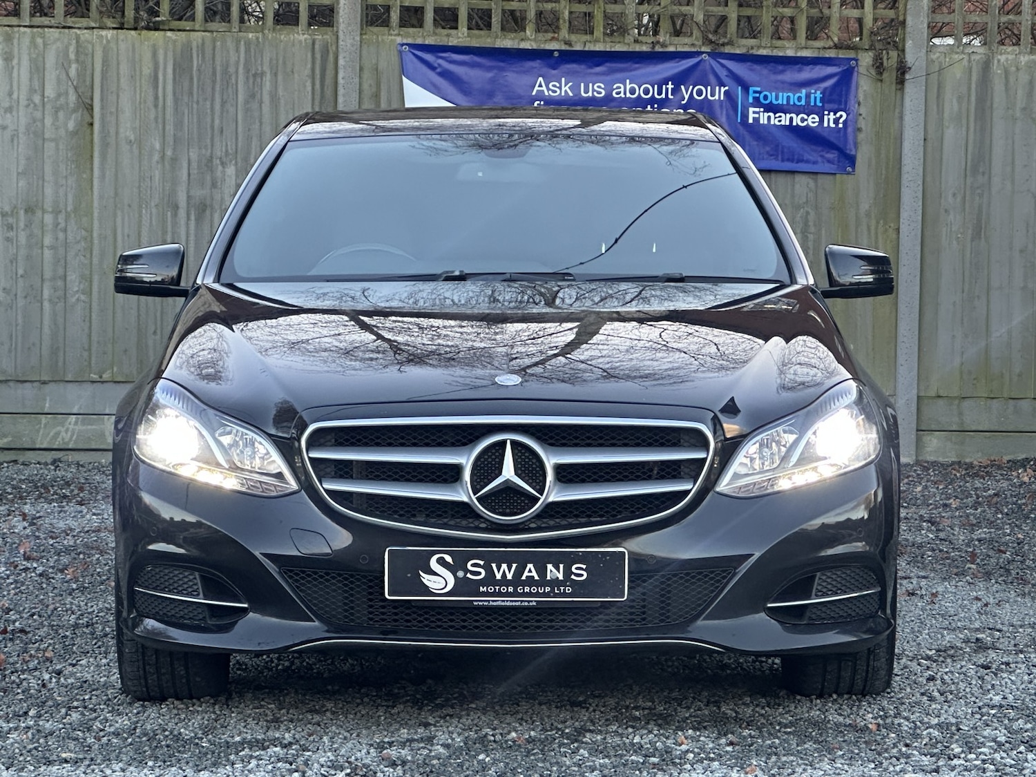 Used Mercedes-Benz E Class 2014 for sale - 77073018: Photo 9