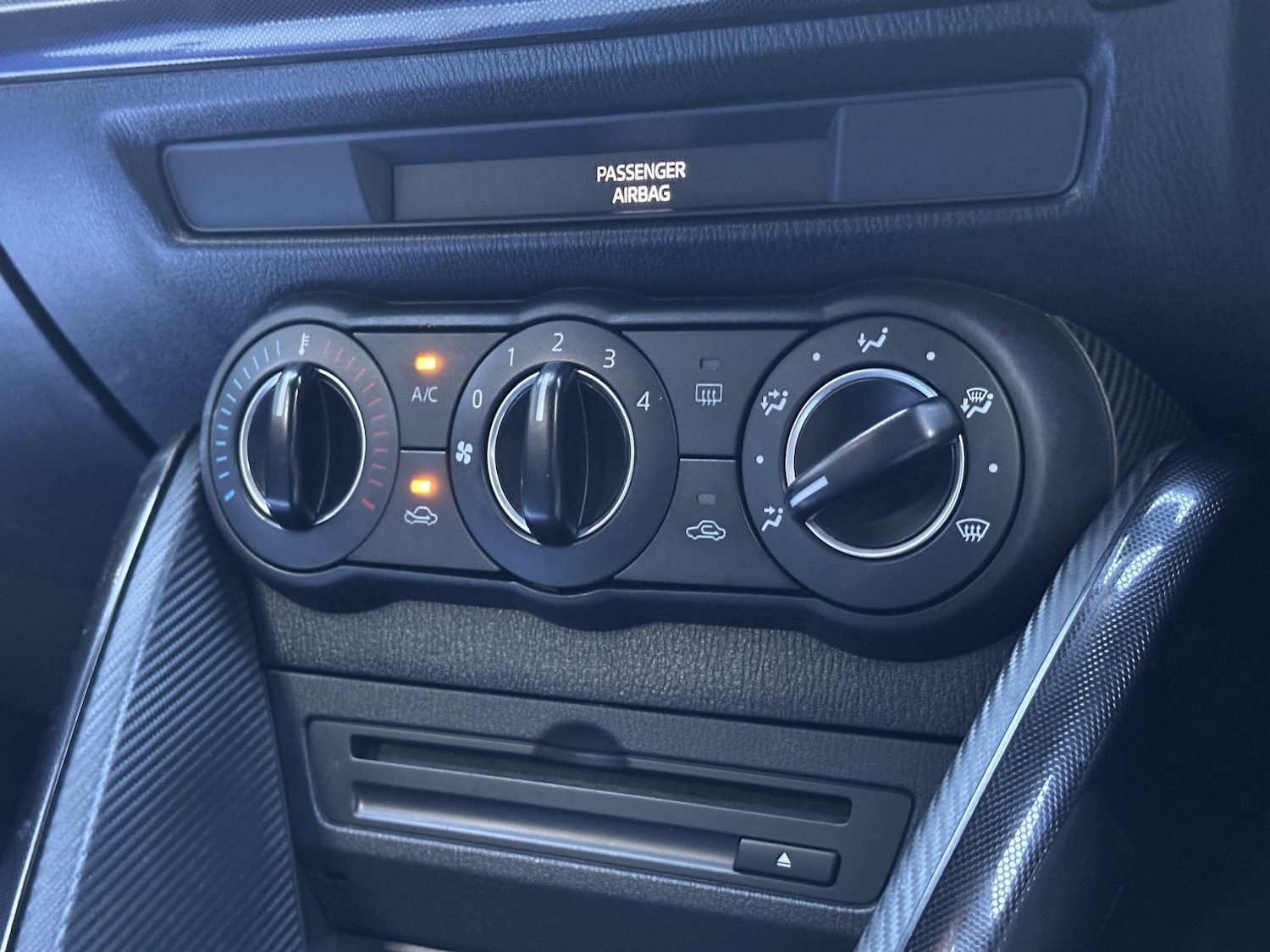 Used Mazda Mazda2 2016 for sale - 77162202: Photo 27