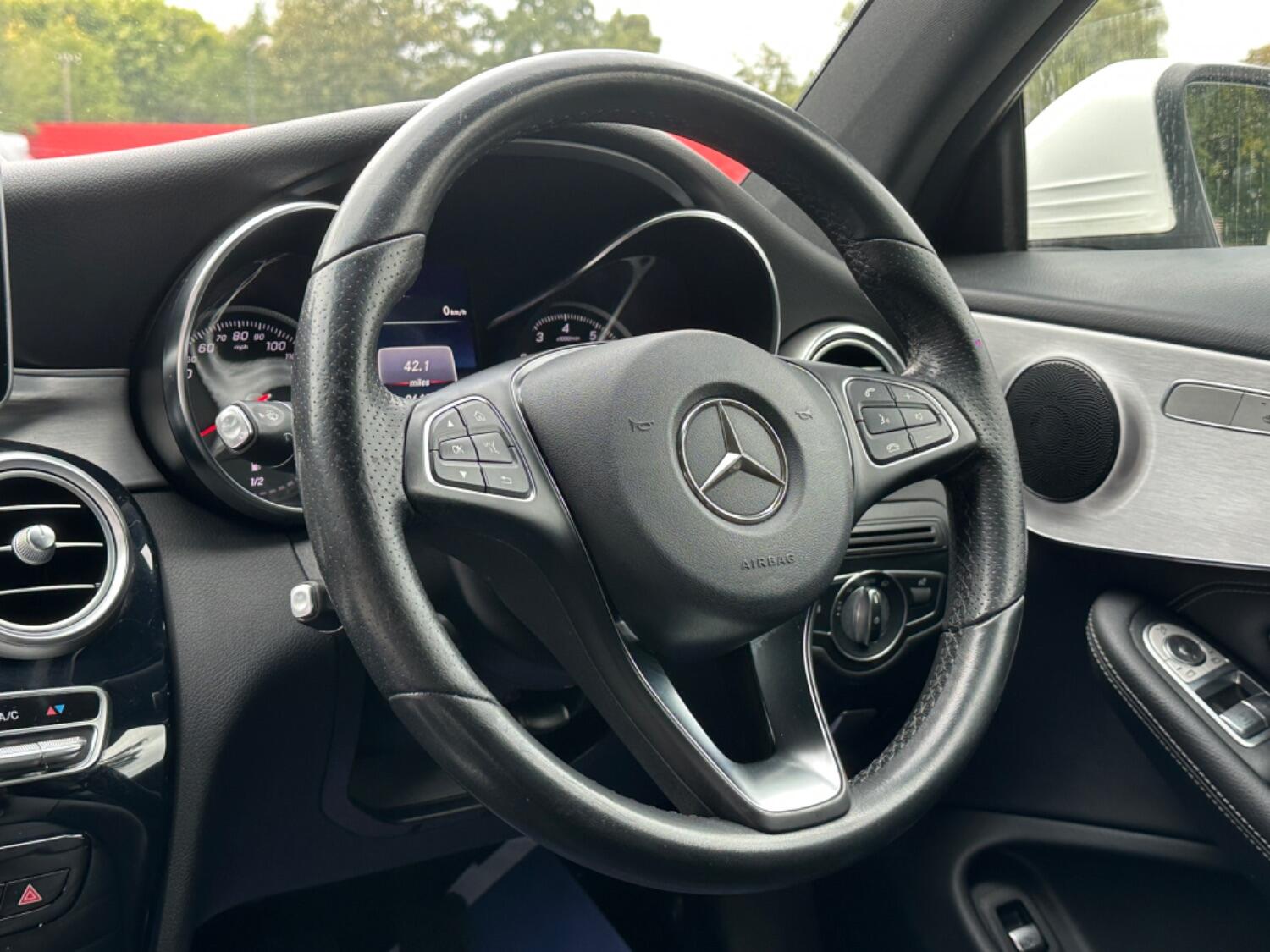 Used Mercedes-Benz C Class 2017 for sale - 76945532: Photo 14