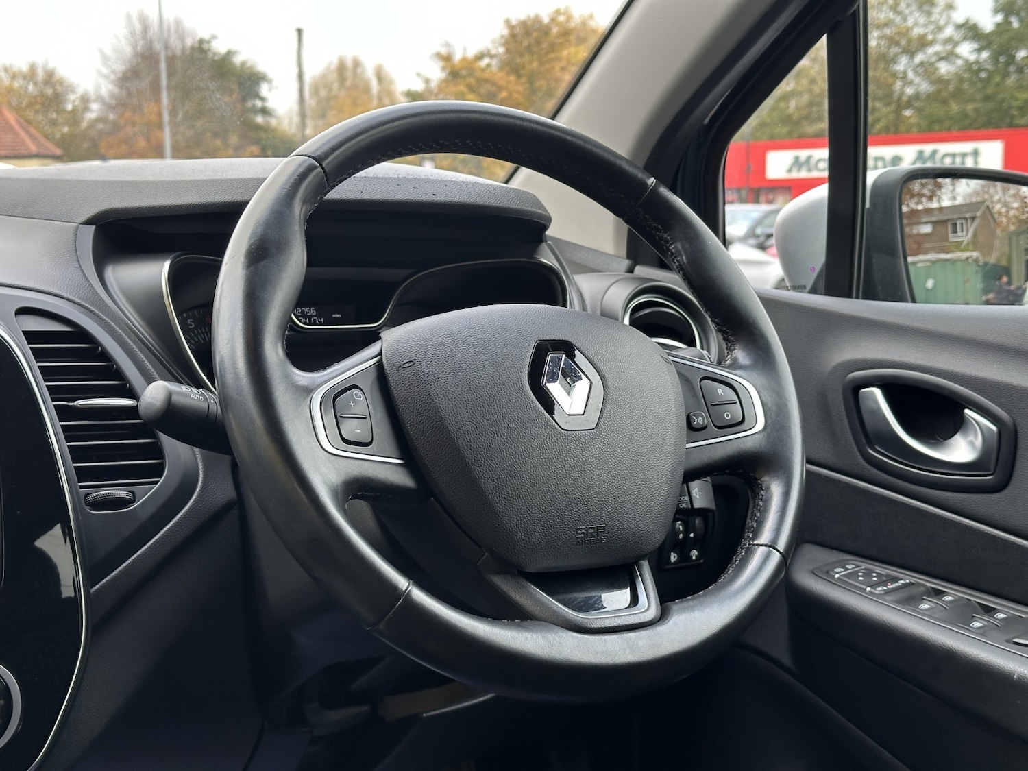 Used Renault Captur 2018 for sale - 77968612: Photo 18