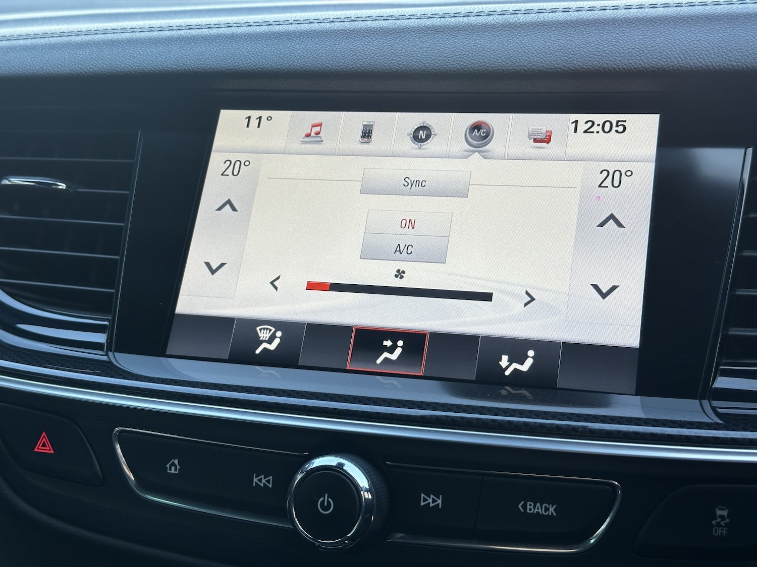 Used Vauxhall Insignia 2017 for sale - 76547788: Photo 26