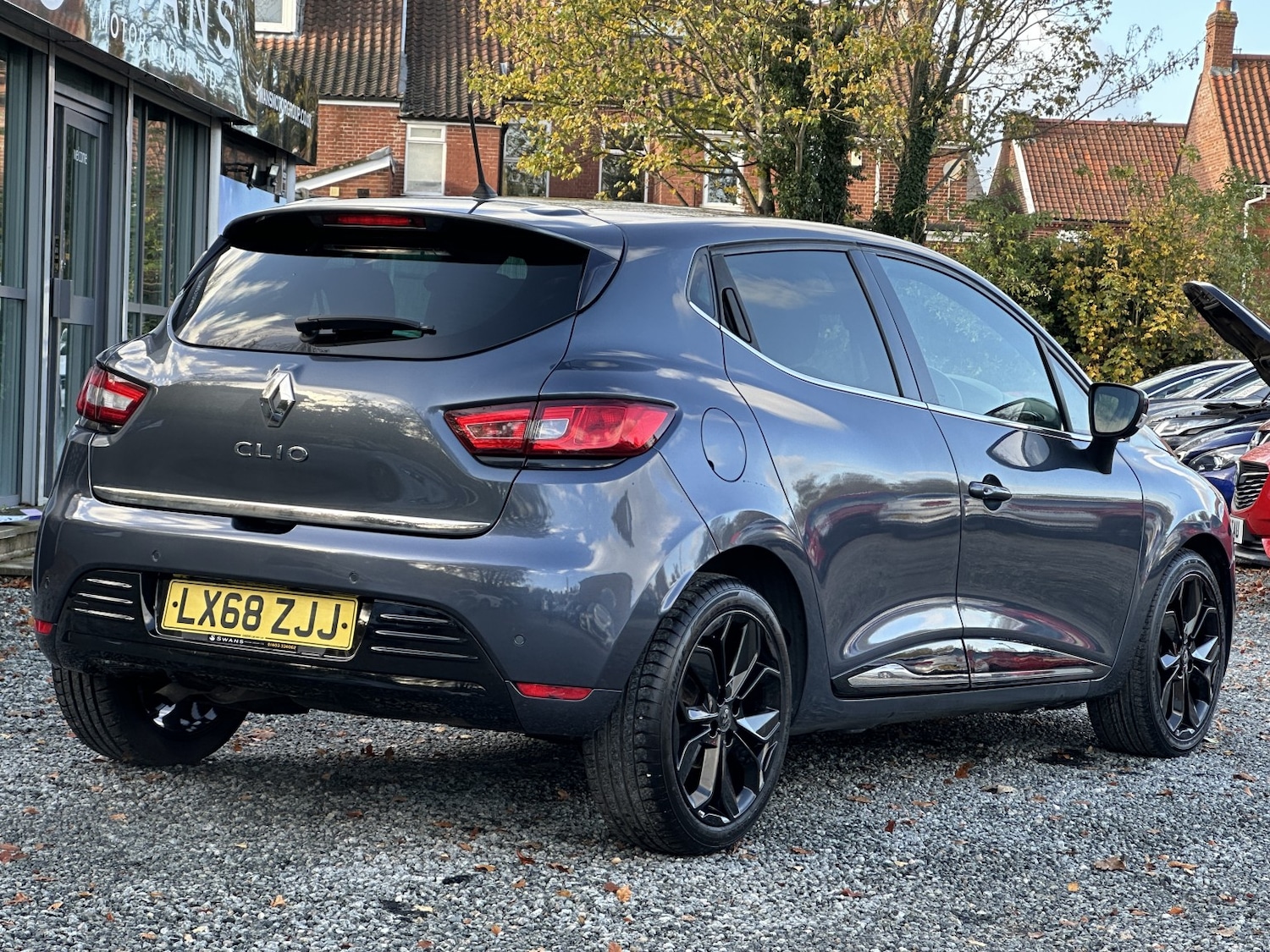 Used Renault Clio 2018 for sale - 76237176: Photo 5