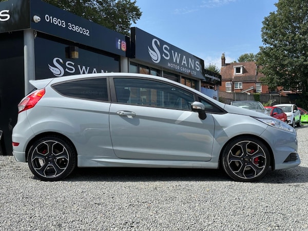 Used Ford Fiesta 2017 for sale - 75539030: Photo 10