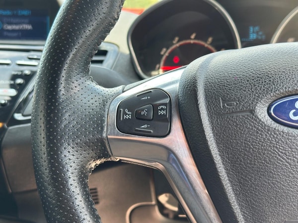 Used Ford Fiesta 2017 for sale - 75539030: Photo 21