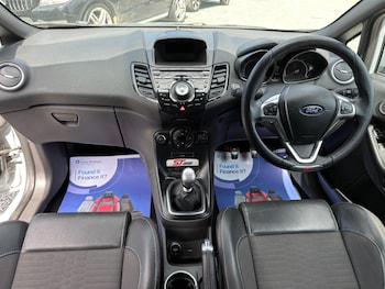 Used Ford Fiesta 2017 for sale - 75539030: Photo