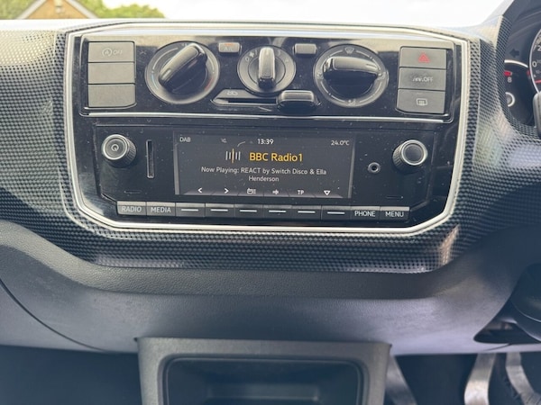 Used Volkswagen up! 2021 for sale - 73565701: Photo 20