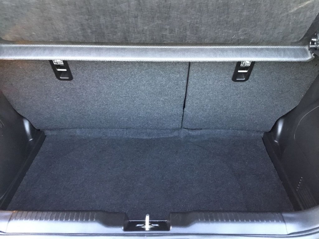 Used Suzuki Swift 2019 for sale - 76647742: Photo 31