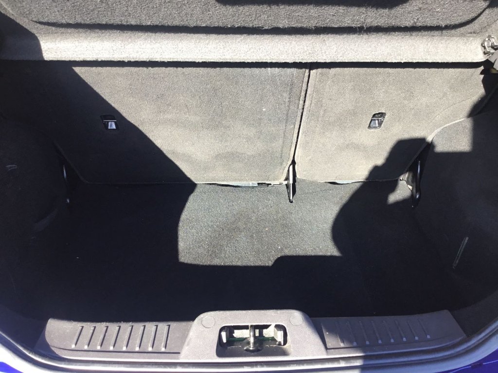 Used Ford Fiesta 2015 for sale - 76069160: Photo 30