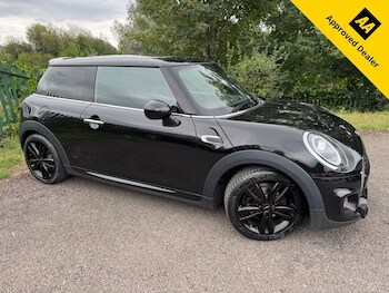 Used MINI Hatch 2019 for sale - 75815285: Photo