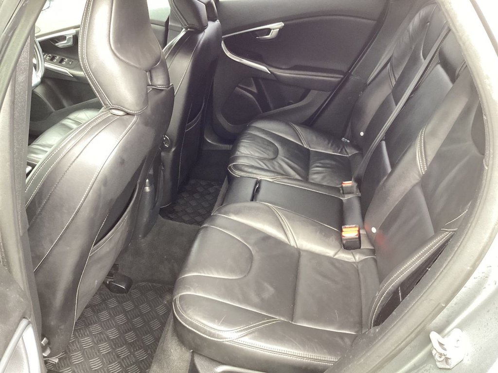 Used Volvo V40 2019 for sale - 77372905: Photo 28