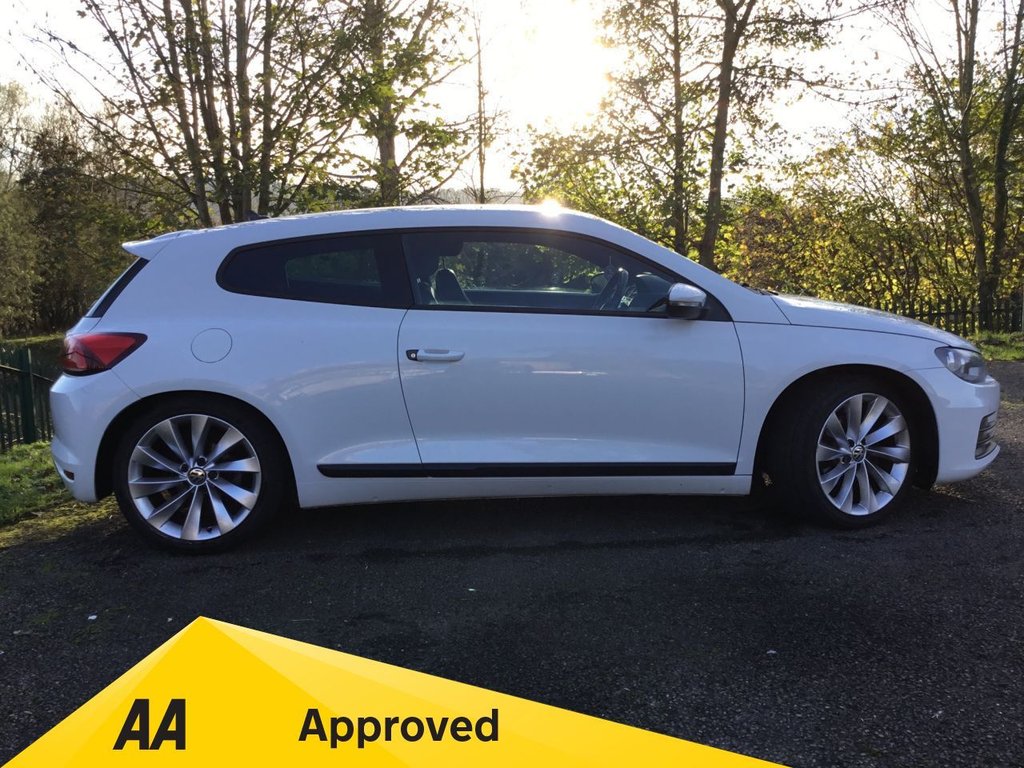 Used Volkswagen Scirocco 2016 for sale - 76973264: Photo 3