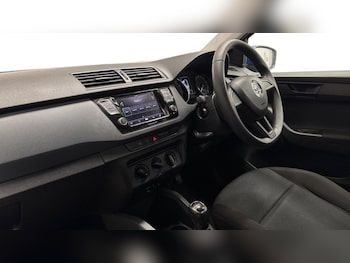 Used Skoda Fabia 2018 for sale - 78575714: Photo