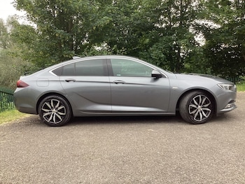 Used Vauxhall Insignia 2017 for sale - 79538878: Photo