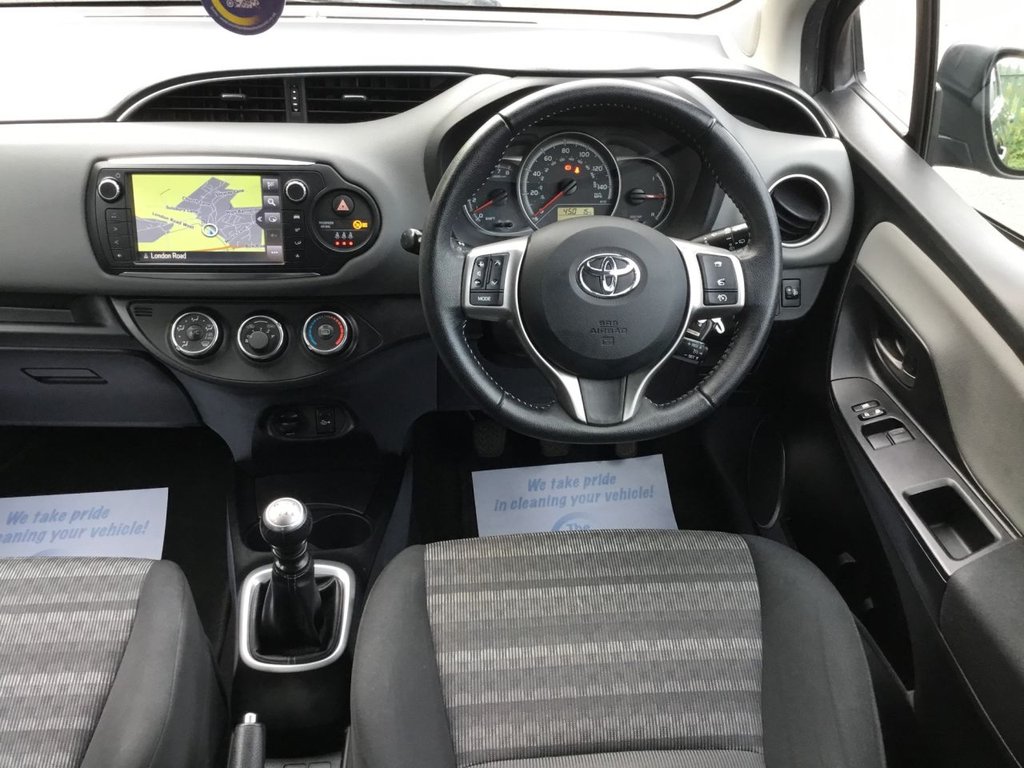Used Toyota Yaris 2016 for sale - 76069147: Photo 16