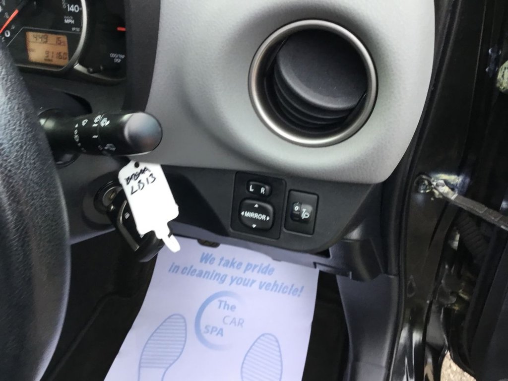 Used Toyota Yaris 2016 for sale - 76069147: Photo 24