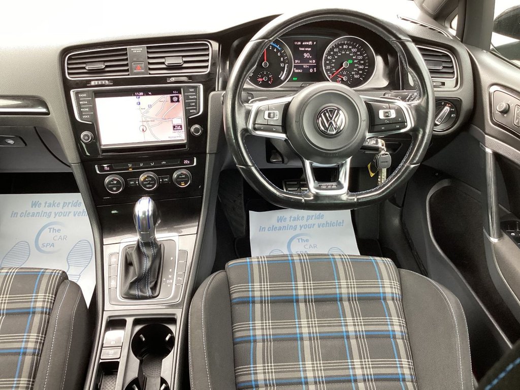 Used Volkswagen Golf 2016 for sale - 77372904: Photo 17