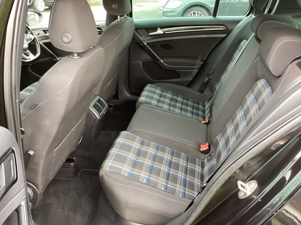 Used Volkswagen Golf 2016 for sale - 77372904: Photo 31
