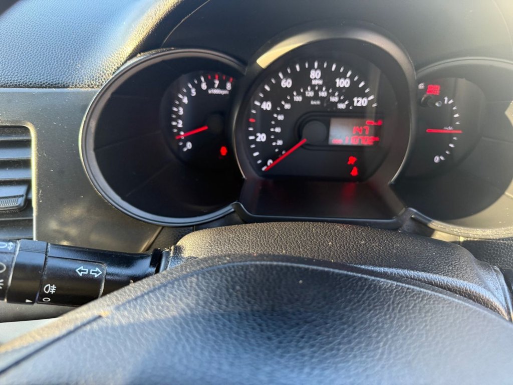 Used Kia Picanto 2012 for sale - 76910273: Photo 9