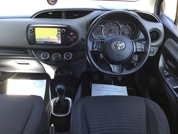 Used Toyota Yaris 2017 for sale - 75281536: Photo 17