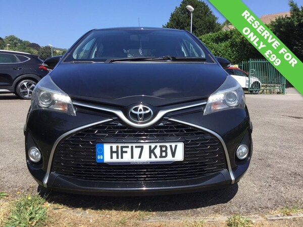 Used Toyota Yaris 2017 for sale - 75281536: Photo 2