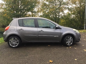 Used Renault Clio 2012 for sale - 76420060: Photo