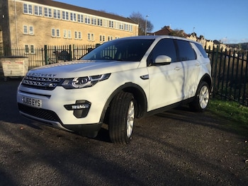 Used Land Rover Discovery Sport 2015 for sale - 78874474: Photo