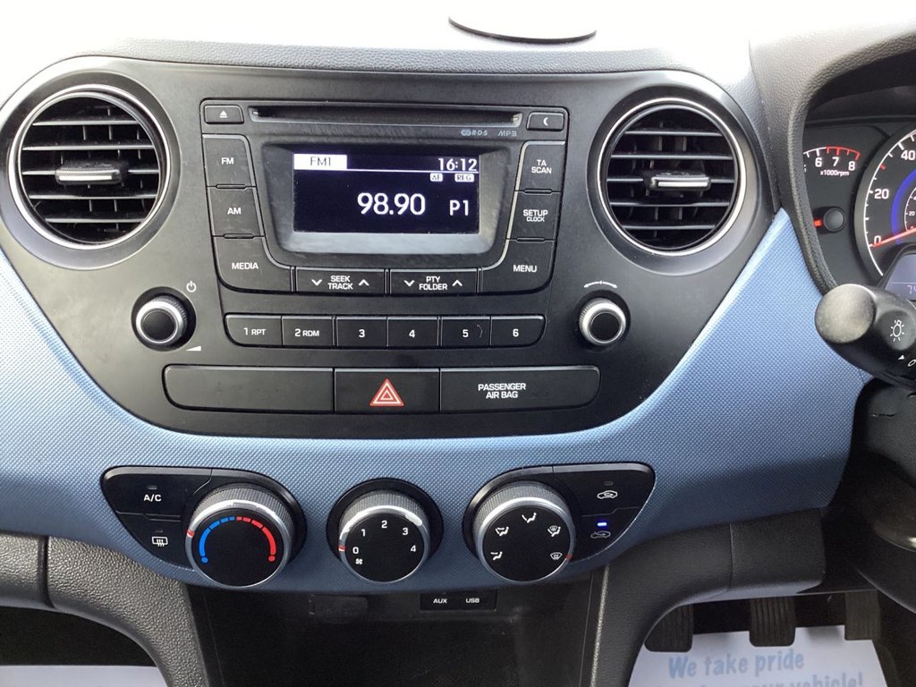 Used Hyundai i10 2016 for sale - 77621799: Photo 18