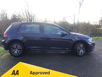 Used Volkswagen Golf 2018 for sale - 77407675: Photo