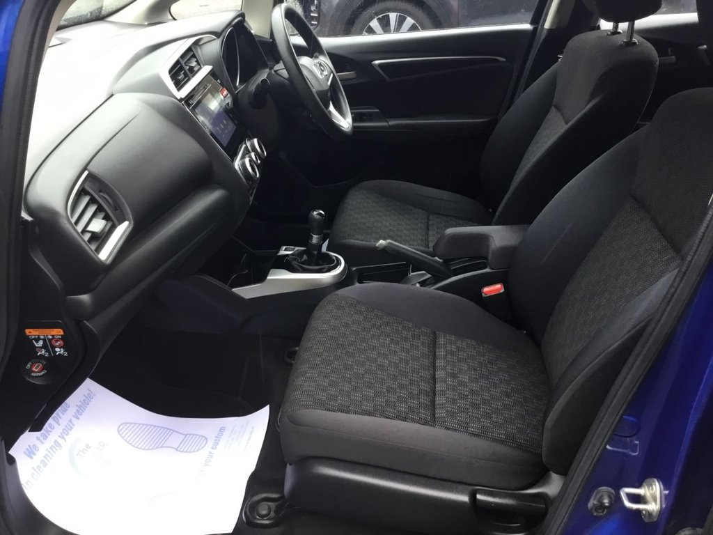 Used Honda Jazz 2015 for sale - 76228908: Photo 27