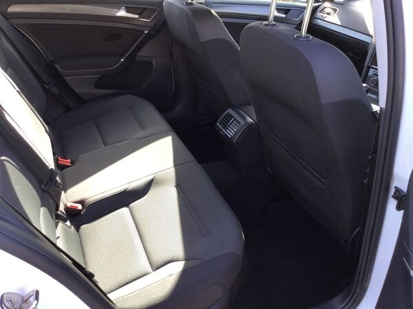 Used Volkswagen Golf 2017 for sale - 74175712: Photo 28