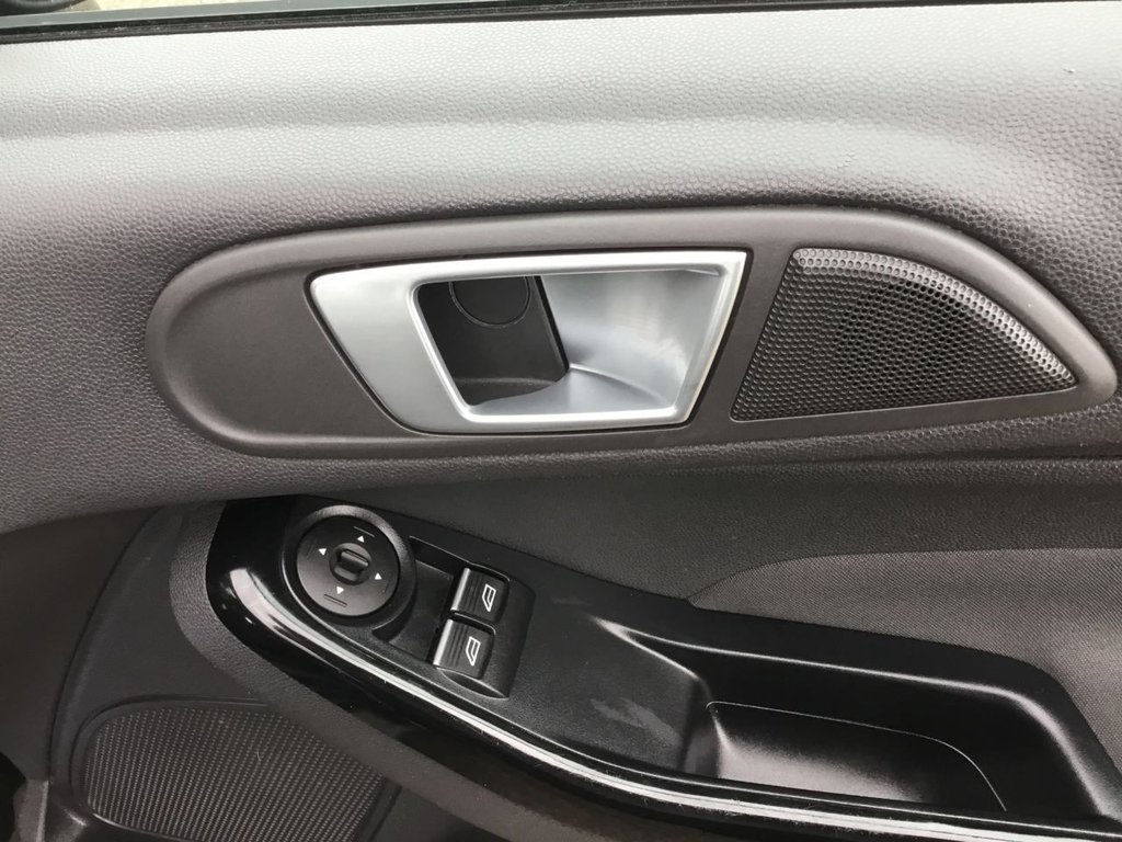 Used Ford Fiesta 2015 for sale - 76883053: Photo 22