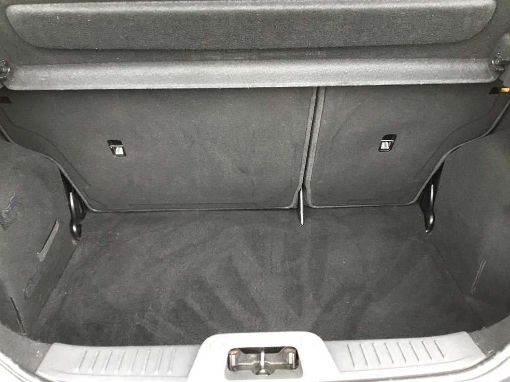 Used Ford Fiesta 2015 for sale - 76883053: Photo 26